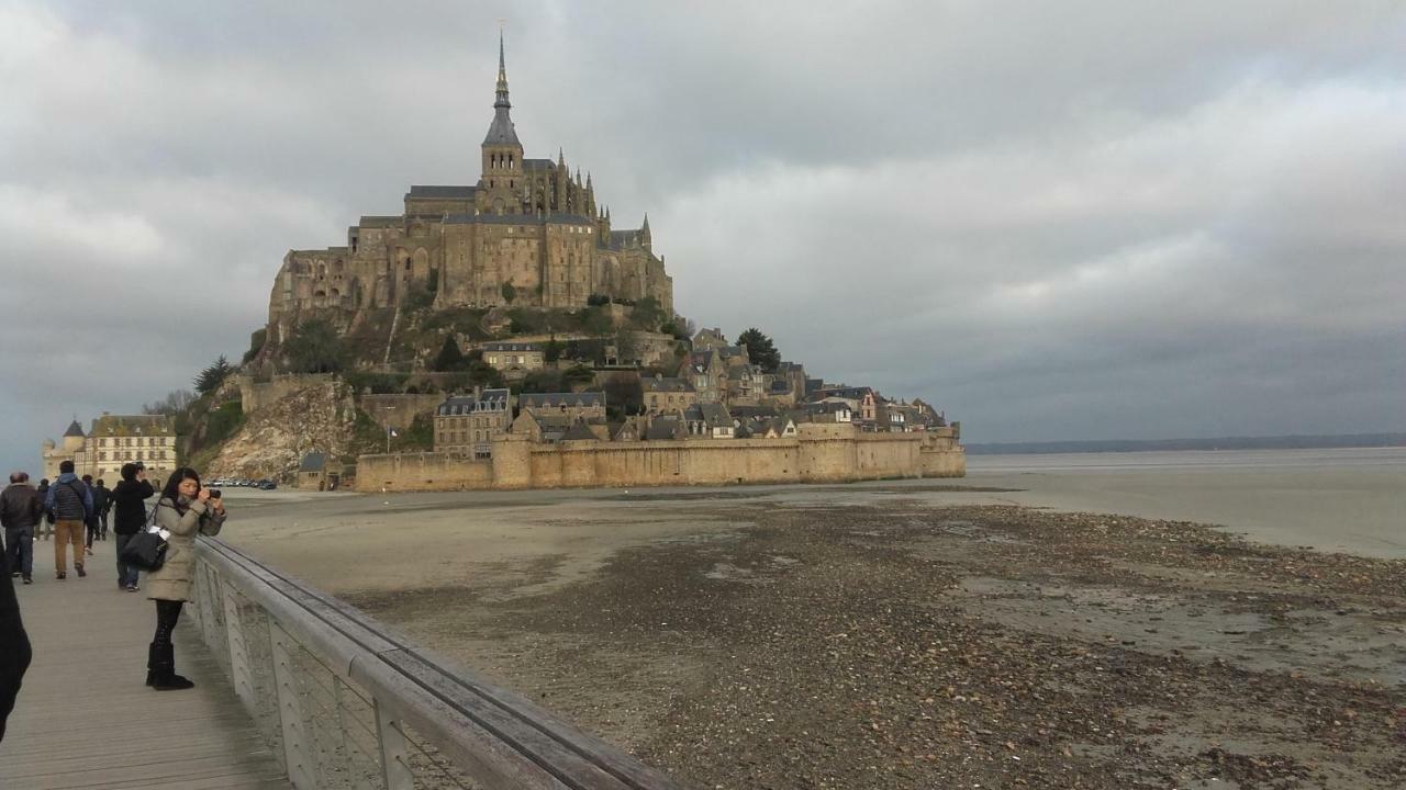 Вілла " Autour De La Baie " Pleine-Fougeres Екстер'єр фото